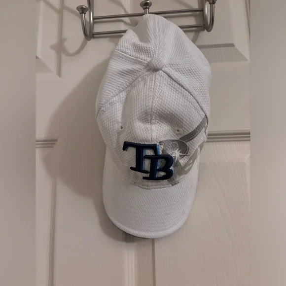 Tampa Bay Rays white baseball cap - Picture 2 of 4
